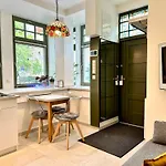 Evergreen House דירה