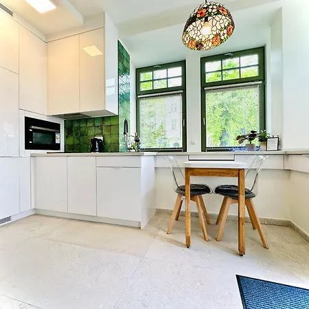 Evergreen House Διαμέρισμα *