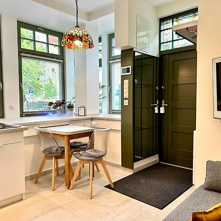 Evergreen House Διαμέρισμα