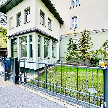 Evergreen House Διαμέρισμα *